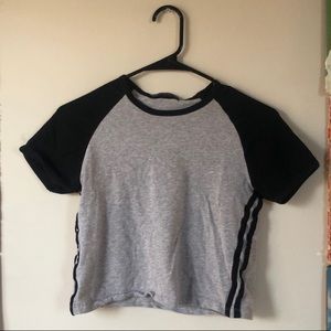 BRANDY MELVILLE CROP TOP